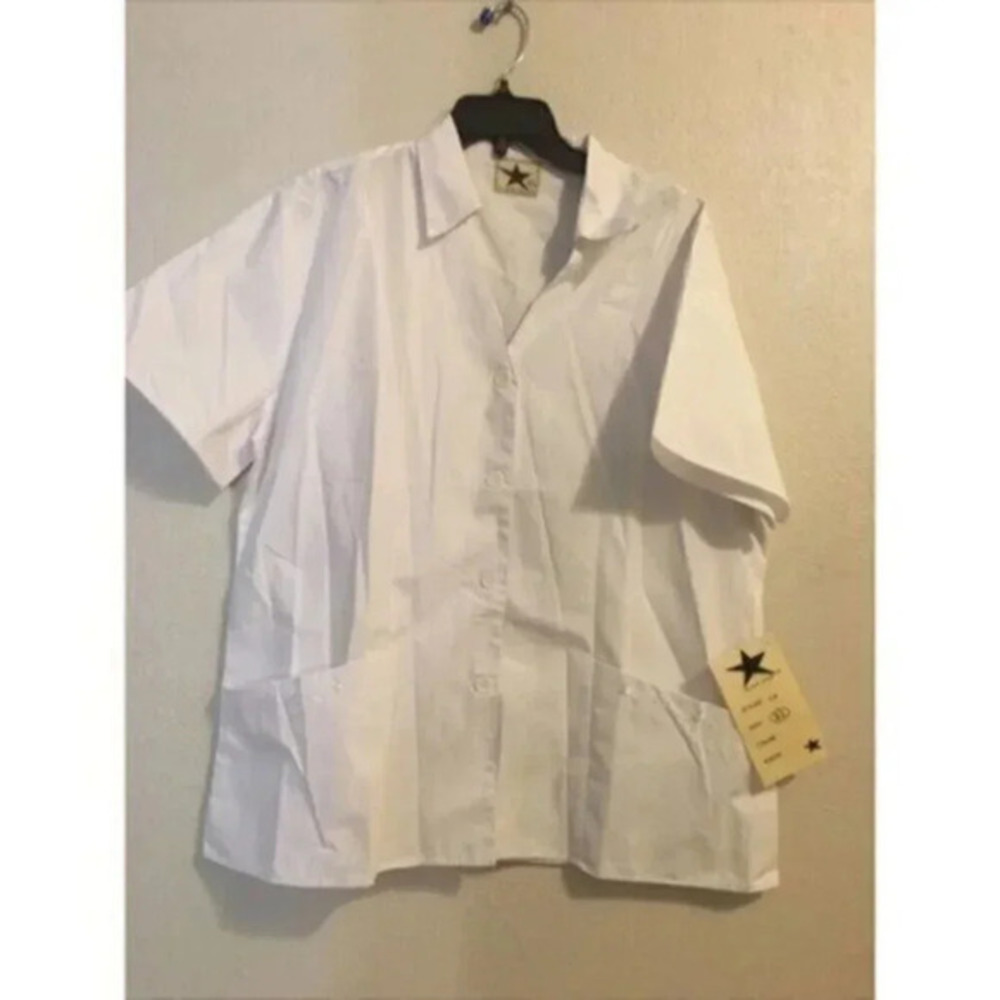 black star nurse scrub top XL color white new with